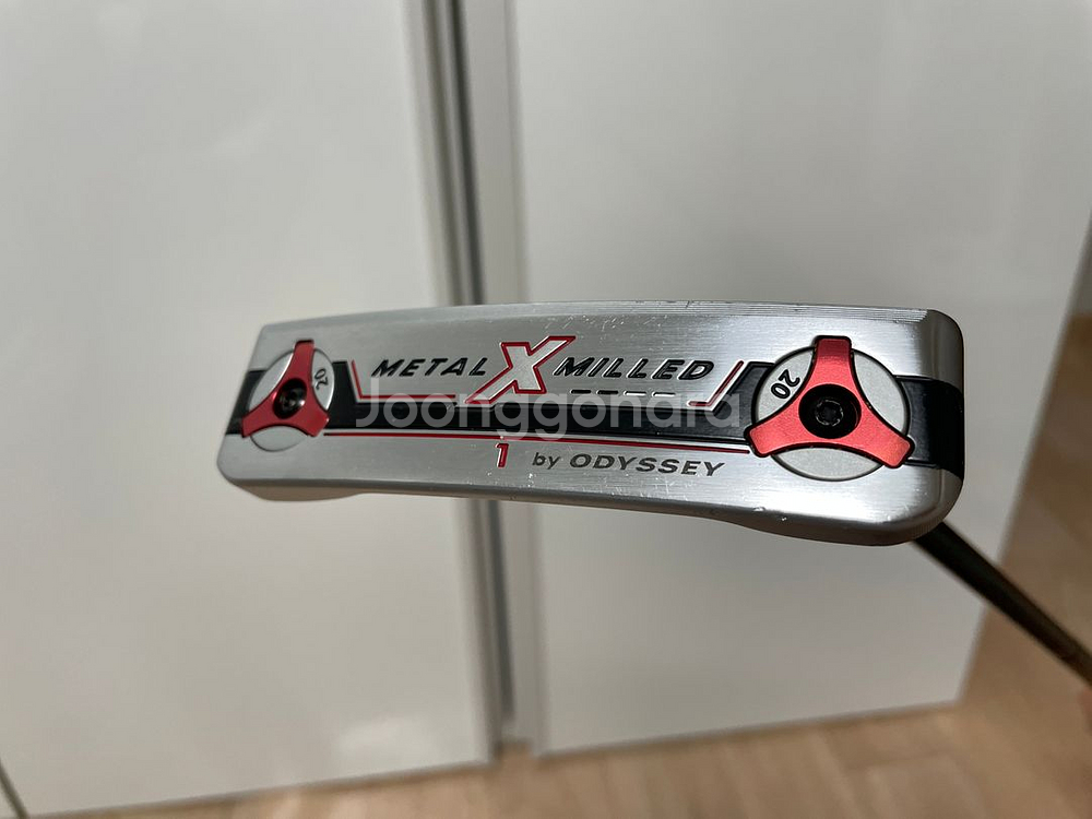 오디세이 메탈X밀드 33인치 블레이드 퍼터--0