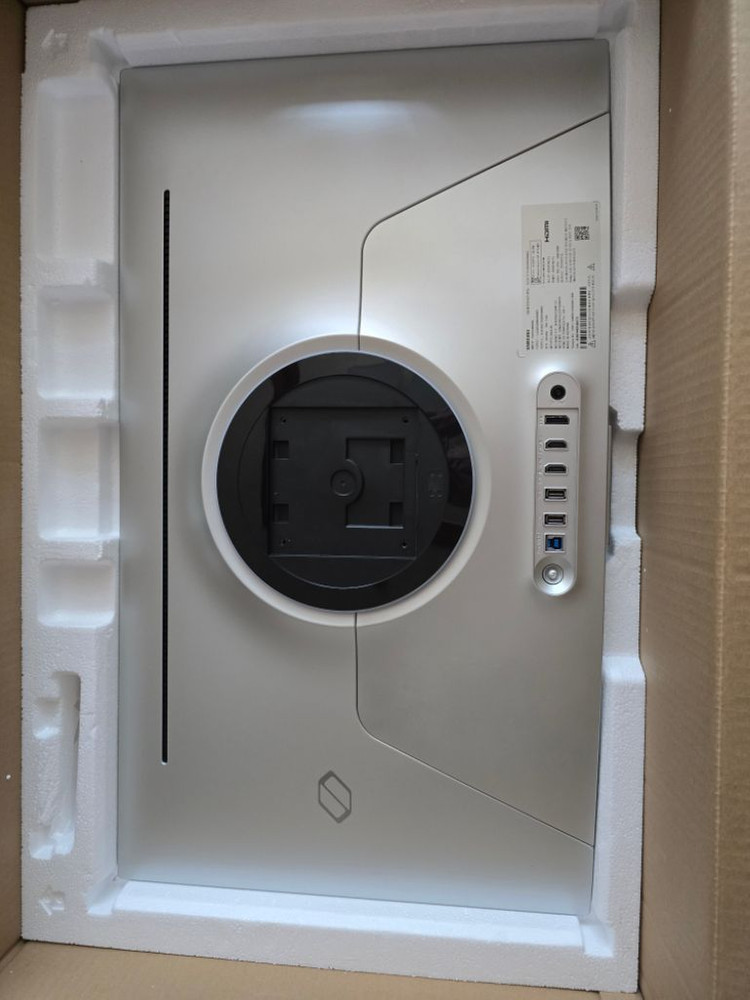 삼성 G80SD OLED G8 4K 32인치--1