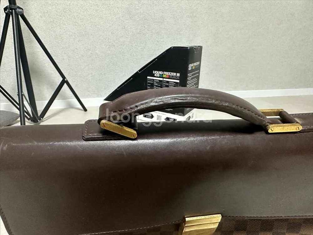 루이비통 다미에 알토나 브리프케이스 서류가방 팝니다--3