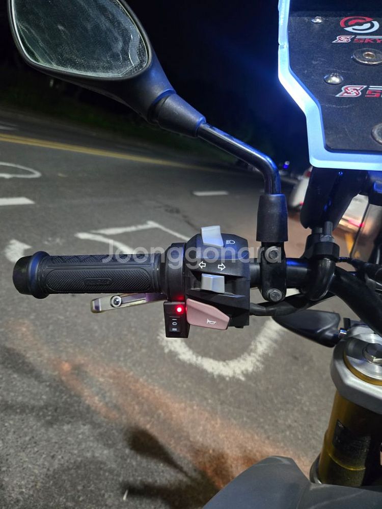 관리잘된 BMW G310R 판매합니다--7