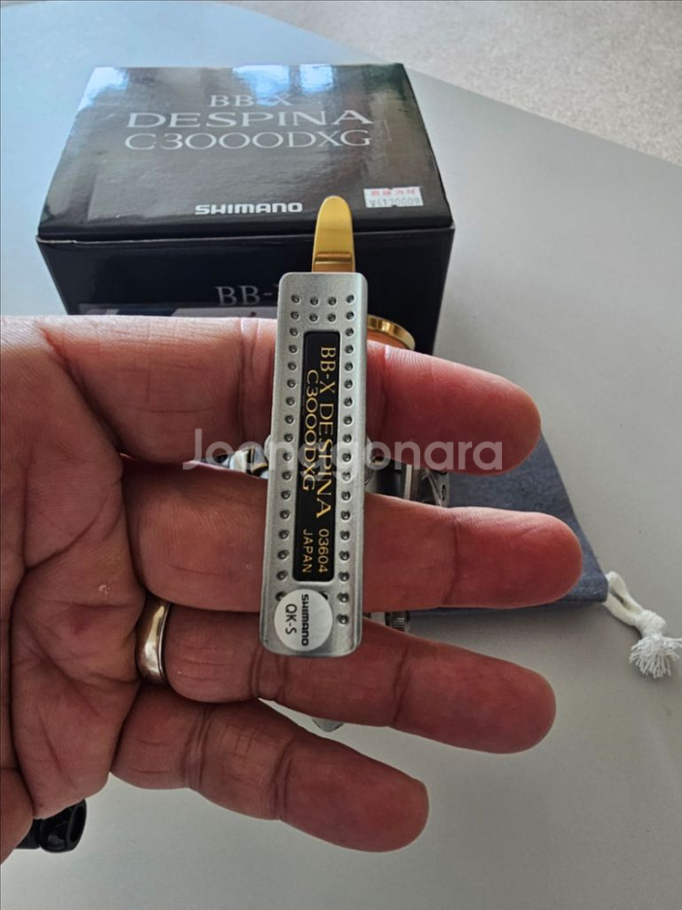 낚시 릴 데스피나 C3000DXG 팝니다.--1