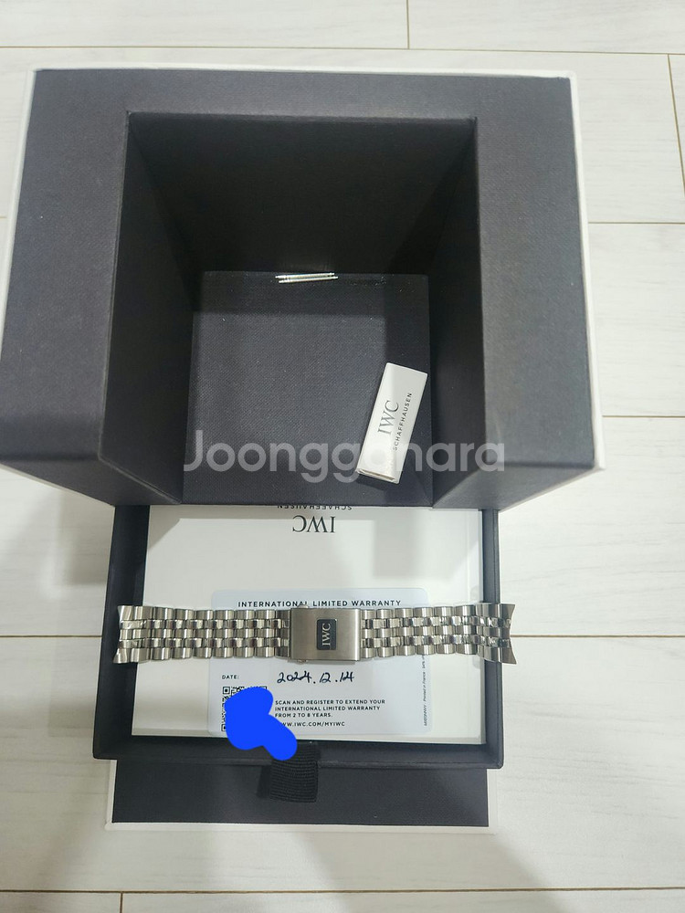 IWC 파일럿 크로노그래프 43 브레이슬릿 판매합니다.--1