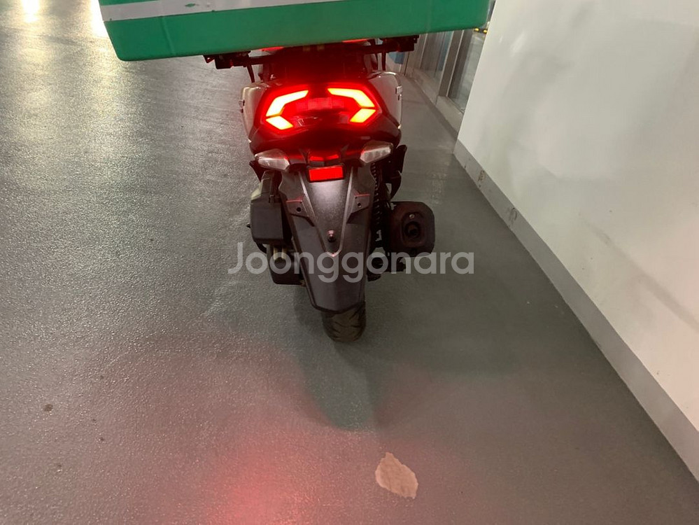 대림 UHR125 125CC 블랙 색상 오토바이--1