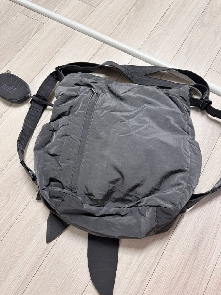 바네사브루노 아떼백 다크그레이 스몰--2