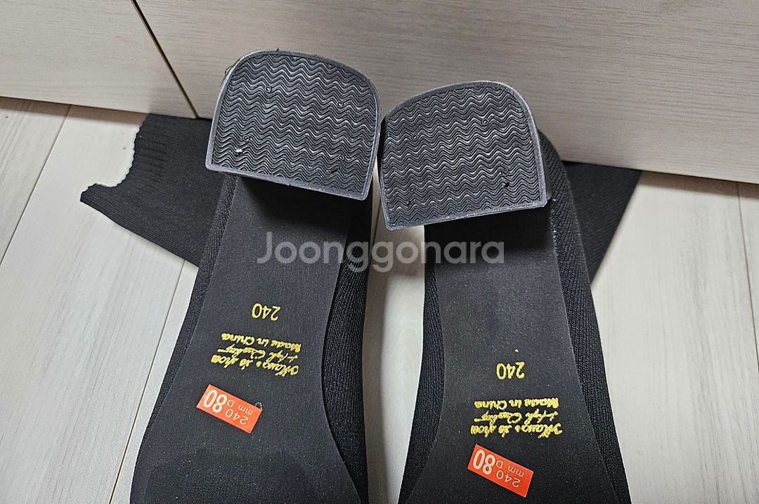 검정구두 240 미들삭스힐 팝니다 (새상품)--2