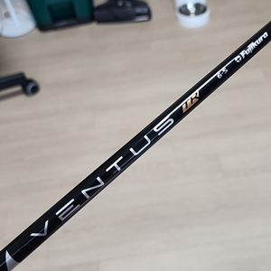 알리 벤투스 블랙 tr 6s
