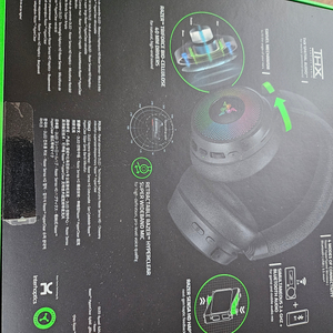 Razer Kraken V4 Pro 헤드셋 & Base