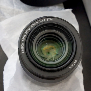 캐논 ef-m 32mm f1.4 stm 거의 새제품 팜