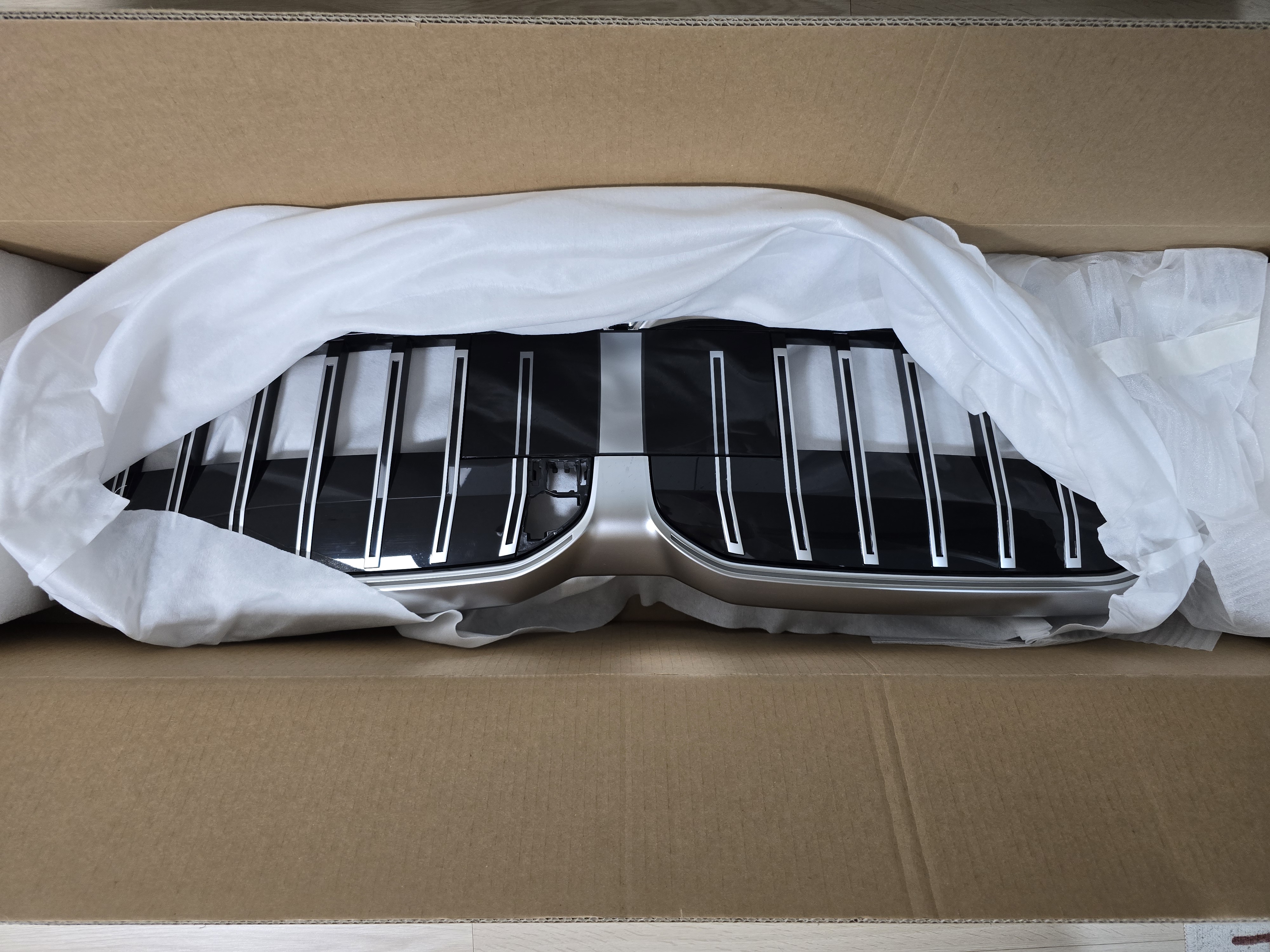 bmw g60 그릴 새상품(정품)