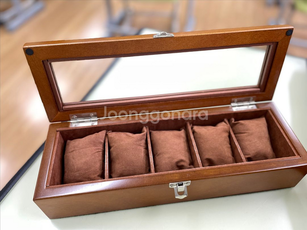 블로바 시계 + 시계보관함(5구)--6