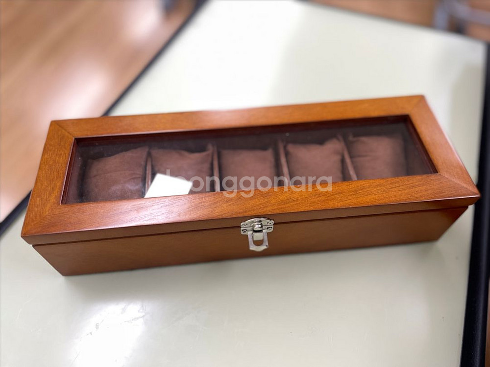 블로바 시계 + 시계보관함(5구)--5