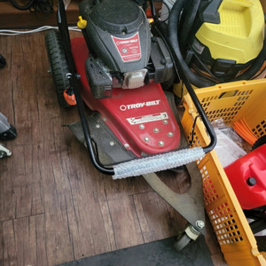 Troy-Bilt 7.5마력 예초기