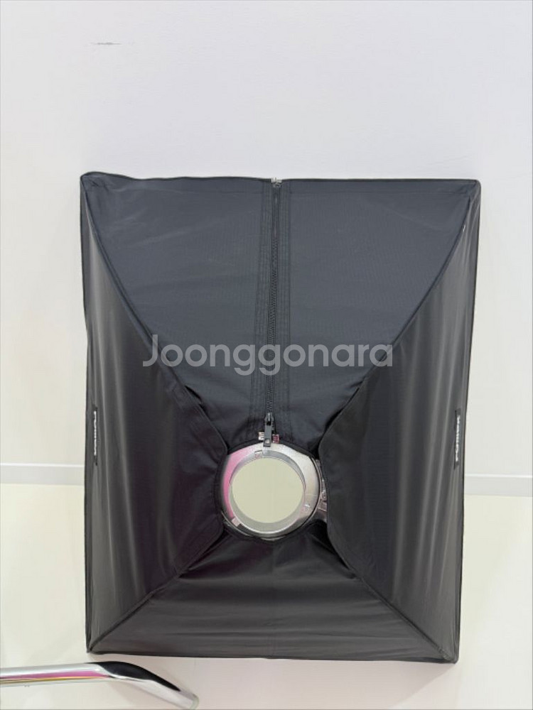 FOMEX 소프트박스 팝니다(2개에5만)--0