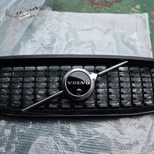 볼보XC90 R디자인 중고 그릴
