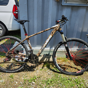 위아위스 한정판 모델 볼티오나노 풀카본 MTB