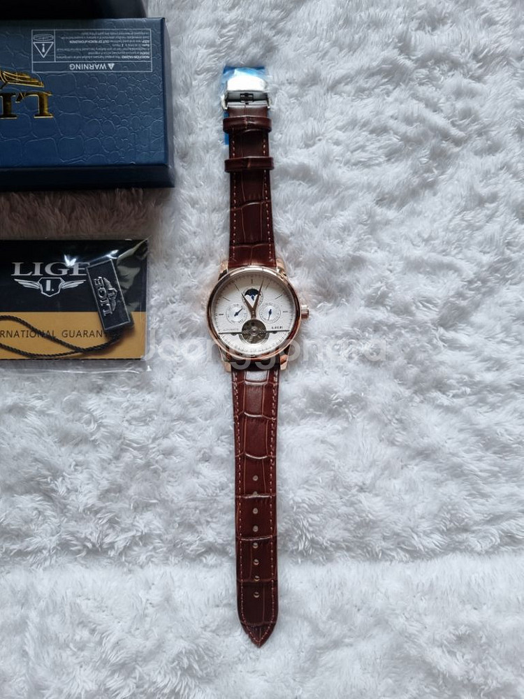 오토매틱 뚜르비용 가죽 손목시계(사이즈43mm)--5