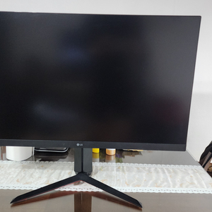 LG 울트라기어 32GN550 모니터