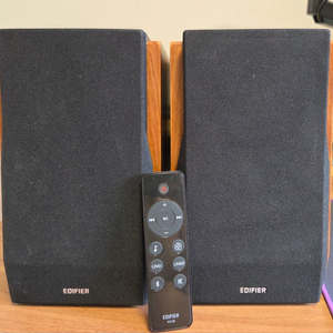 Edifier R1700BT+ 스피커