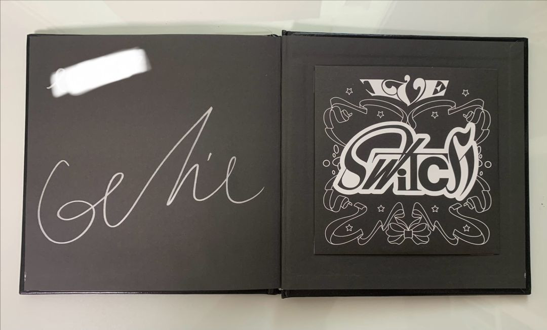 아이브 싸인앨범 판매 이미지