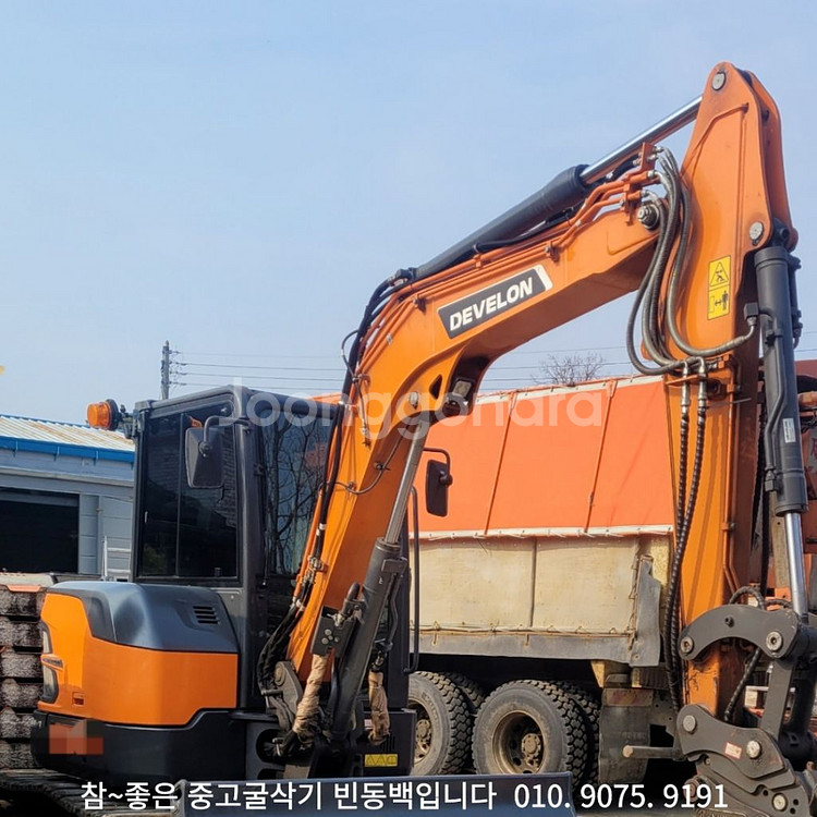 두산 DX60R 23년식 696시간 소선회 02 굴삭기--3
