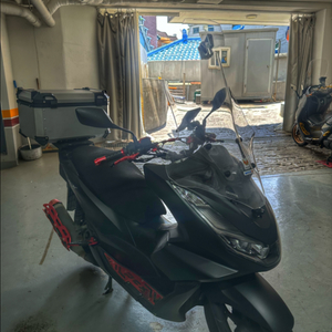 혼다 pcx125 22년식 17***준튜닝 판매합니다~