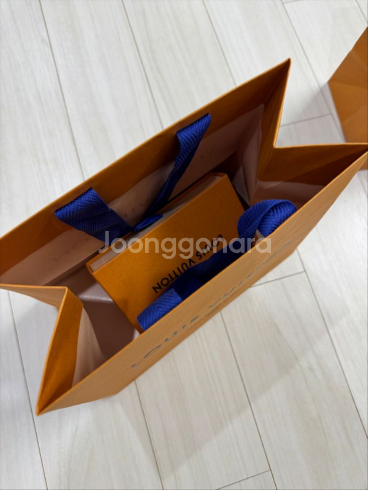 루이비통 포켓오거나이저 퍼렐 콜라보 정품--5