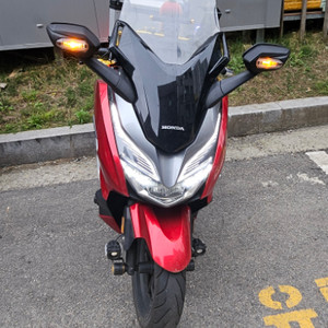 포르자300 20년식 빨간색 판매합니다