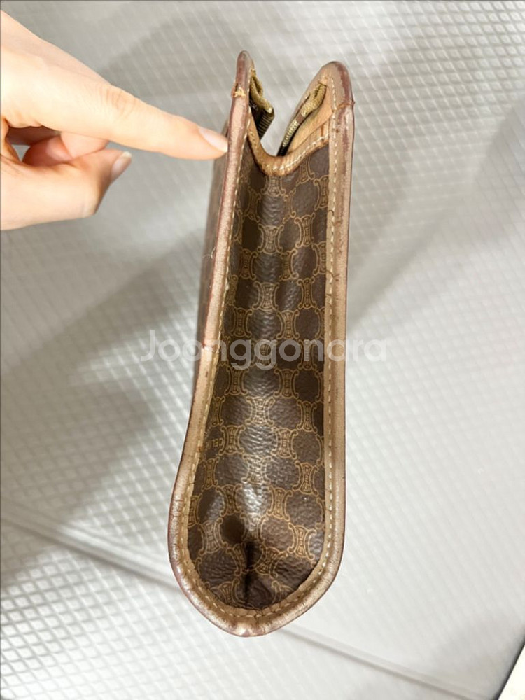 정품 셀린느 클래식 클러치/파우치--3
