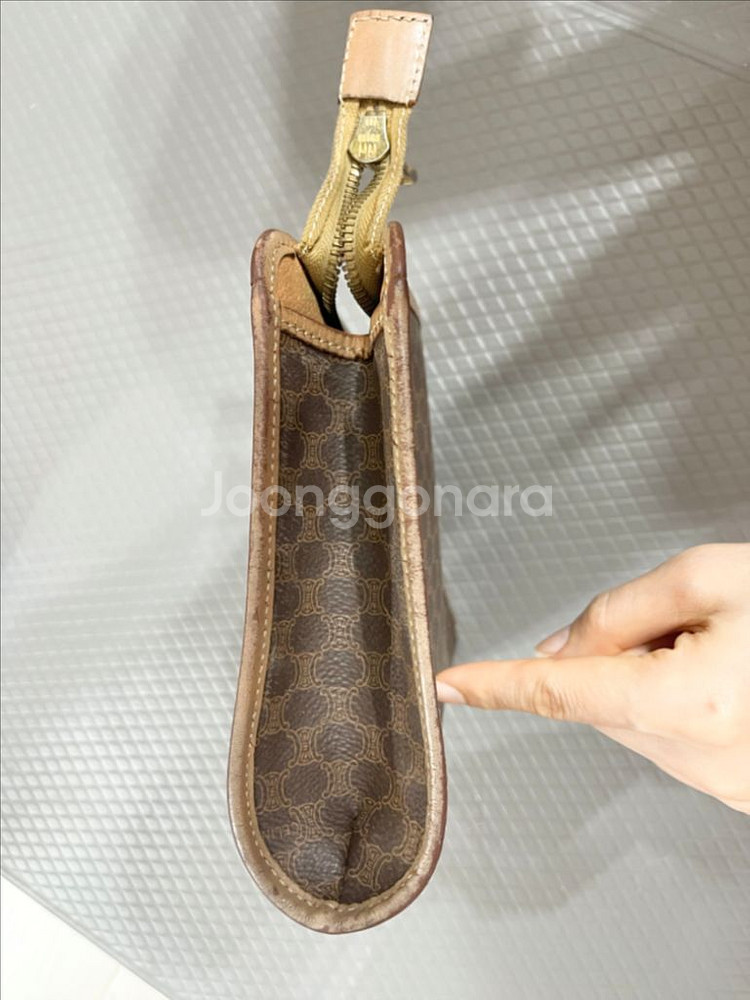 정품 셀린느 클래식 클러치/파우치--4