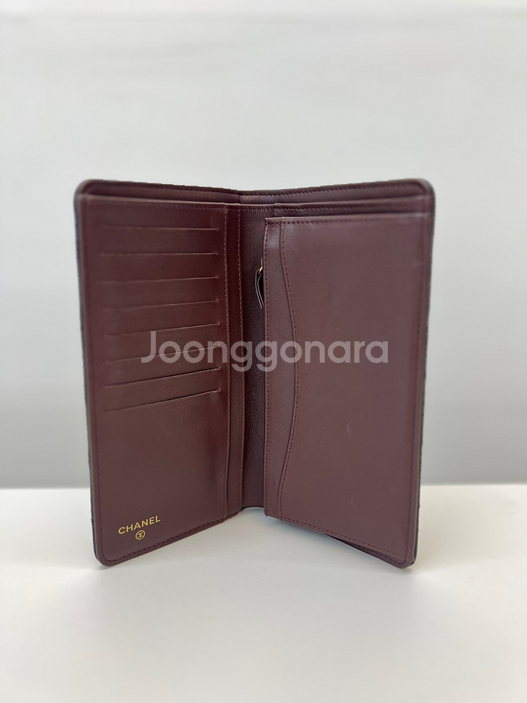 [럭스올 울산점]샤넬 클래식 캐비어 플랩 금장 장지갑--4