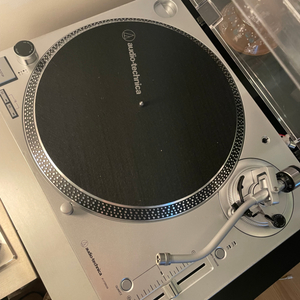 오디오테크니카 AT-LP120XUSB 턴테이블