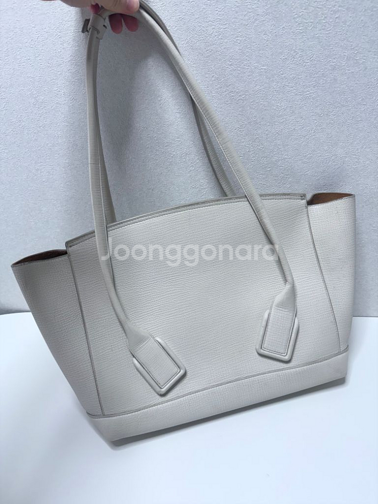 보테가베네타 아르코 48 팔멜라토 라지 숄더 57594--4