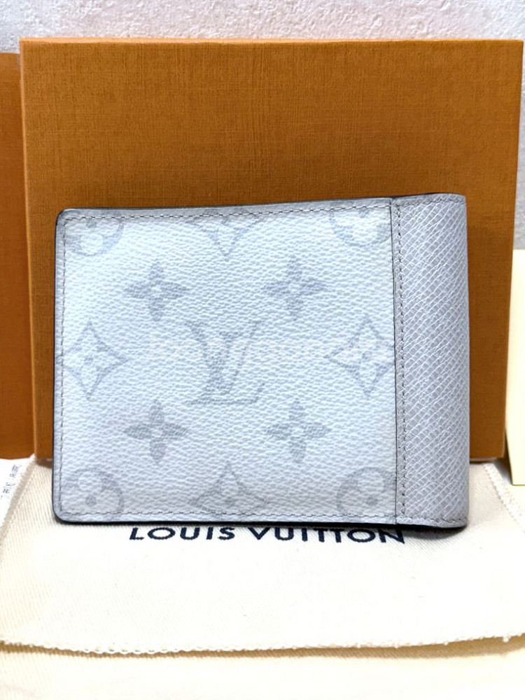 (백화점)루이비통 안타르티카 모노그램 반지갑 화이트--1