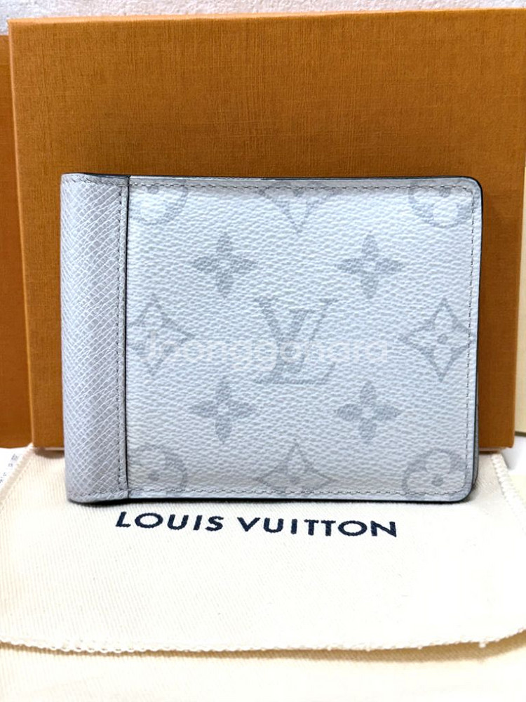 (백화점)루이비통 안타르티카 모노그램 반지갑 화이트--0