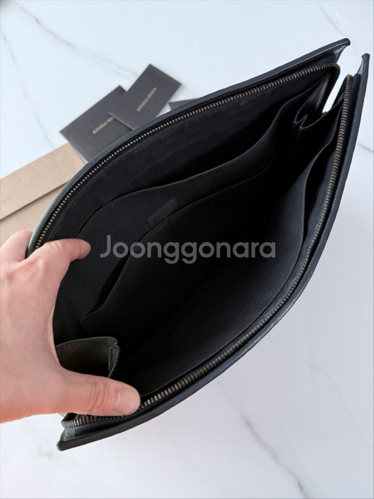 보테가베네타 인트레치아토 도큐먼트 클러치--6
