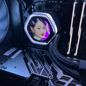 7800x3d 4080super LCD 수냉 게이밍
