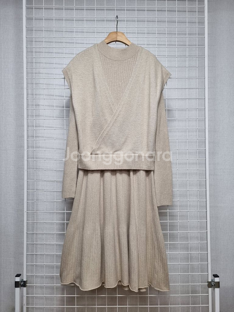 (택포) 주크 니트원피스 + 니트베스트 셋업--0