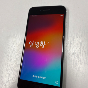 아이폰 SE2 64GB 화이트 A급