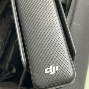 dji 오즈모 포켓3 크리에이터콤보 거의 미사용 팝니다