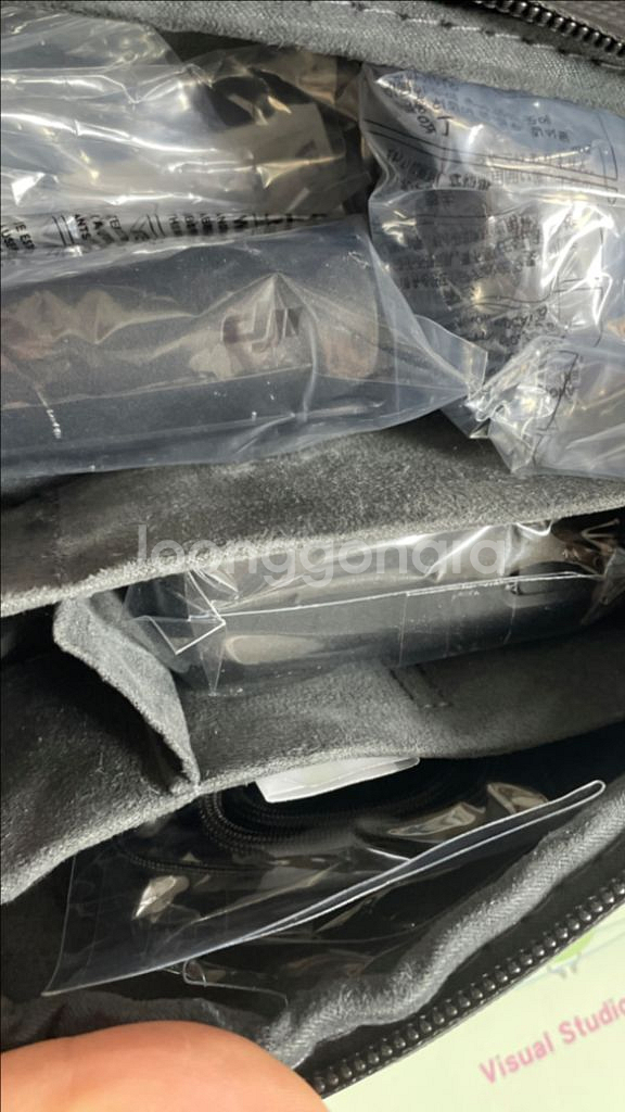 dji 오즈모 포켓3 크리에이터콤보 거의 미사용 팝니다--1