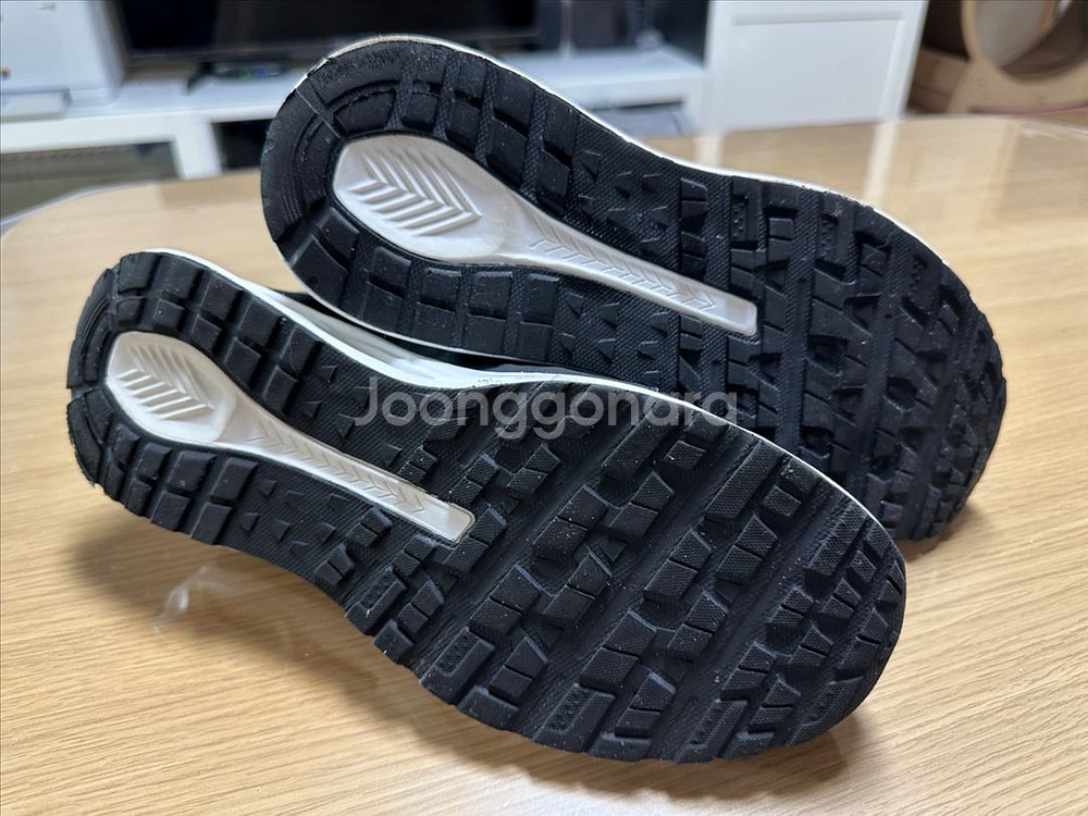 아놀드파마 에어 다이얼 운동화 255mm--2