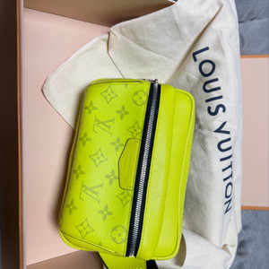 루이비통 이클립스 모노그램 범백