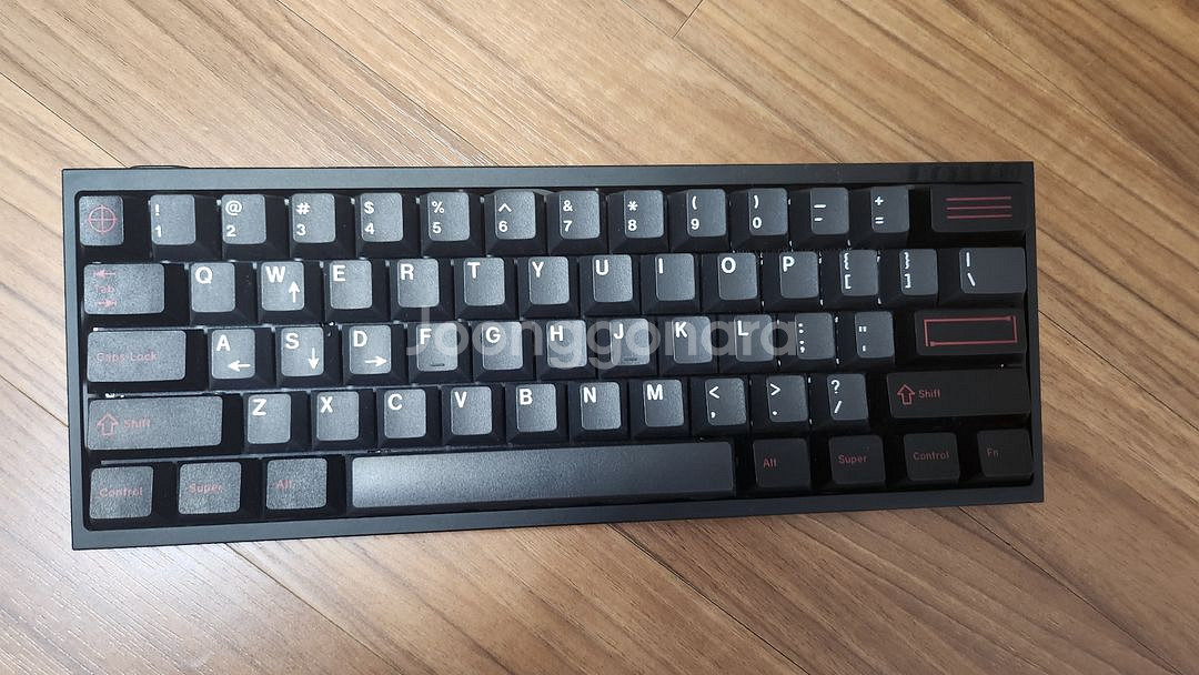 베놈 60he + 홀리 60 키캡포함--0