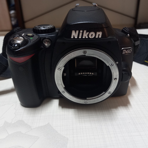 니콘 D40 바디