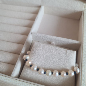 새상품) 여성 진주 비즈 팔찌 악세사리/까르띠에티파니