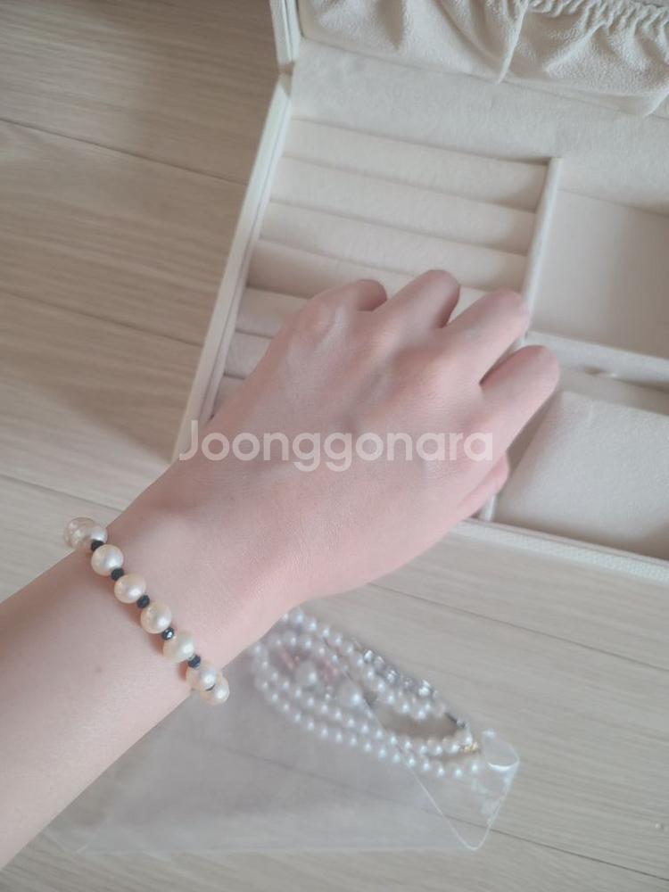새상품) 여성 진주 비즈 팔찌 악세사리/까르띠에티파니--2