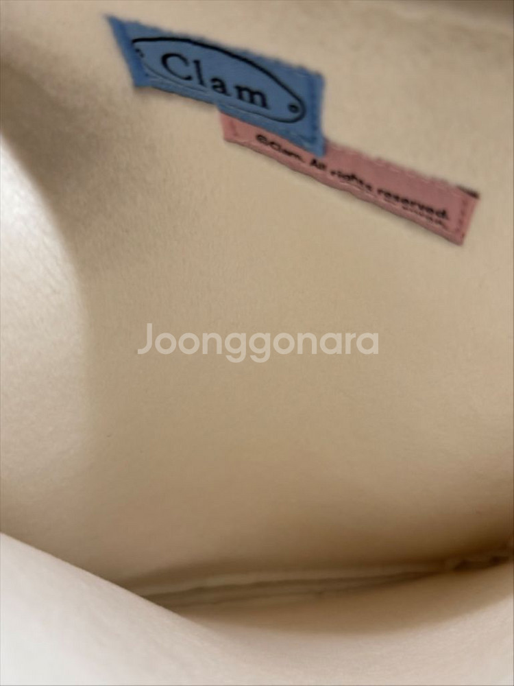 클램 아이패드 파우치 11인치 판매합니다--2