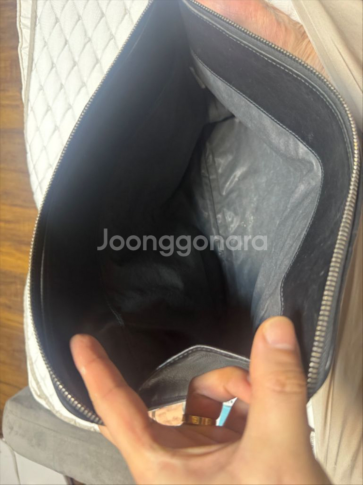 보테가베네타 남성 클러치백 팝니다--2