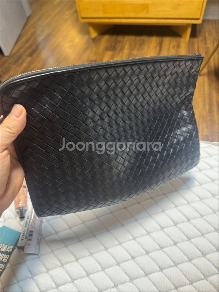보테가베네타 남성 클러치백 팝니다--4