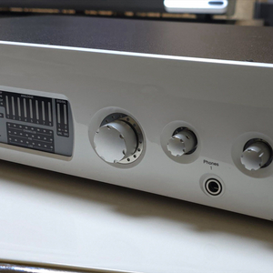 prism sound atlas white